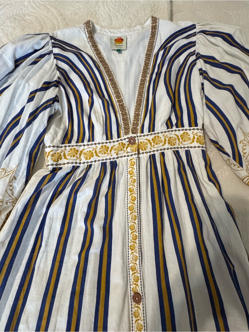 FARM Rio Button-Front Maxi Dress in White, Navy & Gold - Size L - Picture 6 of 6